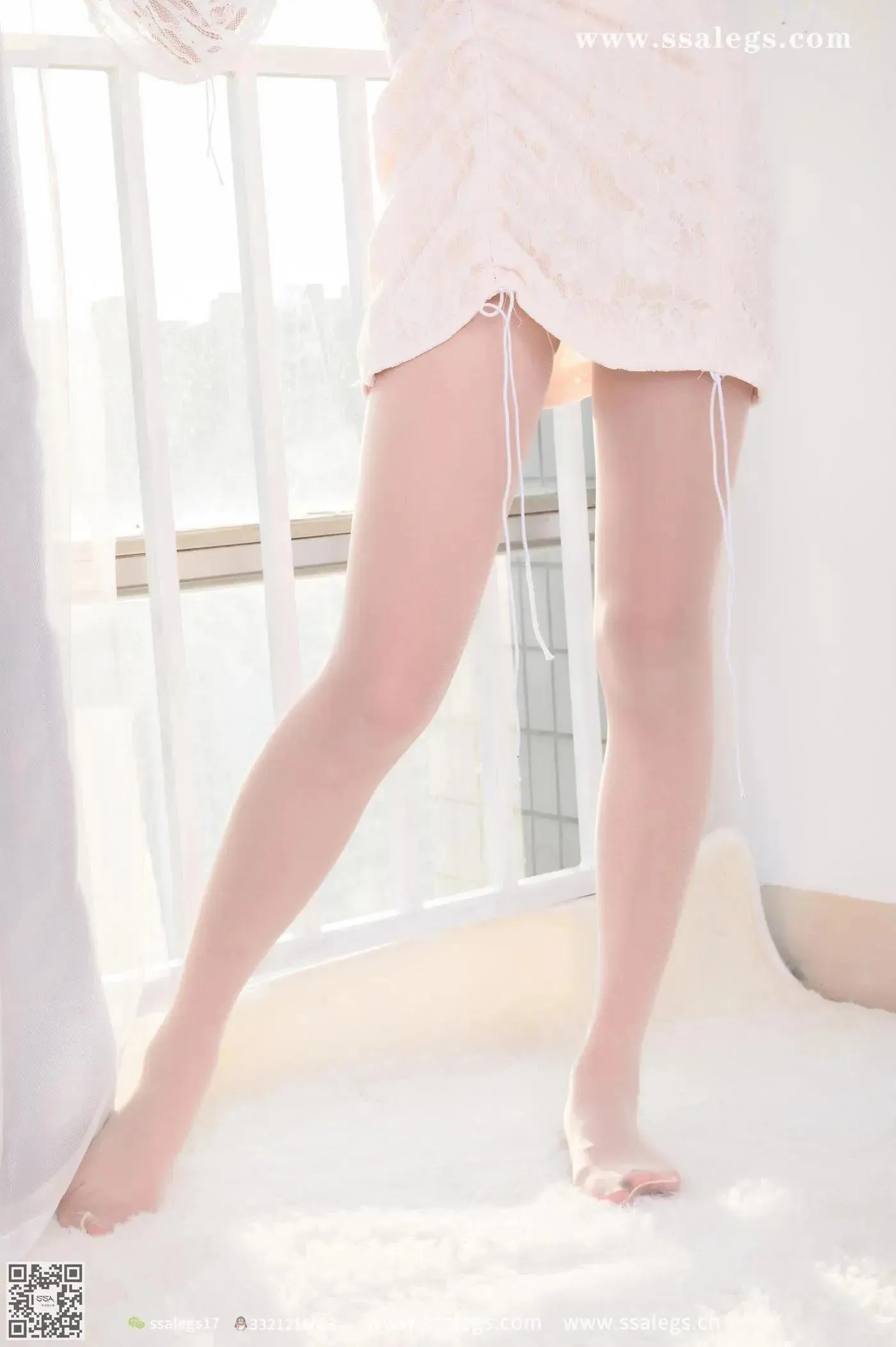 [SSA丝社]超清写真 NO.401 素素阳光明媚的窗边亮闪闪开档肉丝(上)[23] [40P]插图5